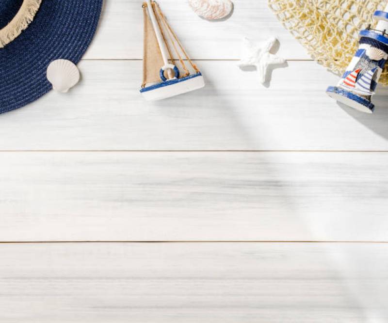 sol souple en linolééum avec accessoires sur le dessus